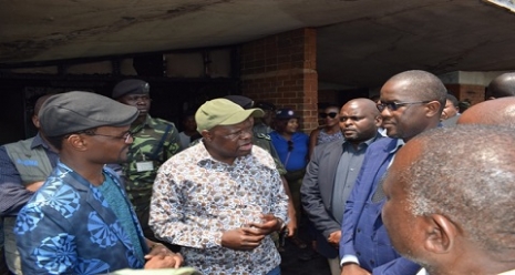 Chimulirenji visits victims of Blantyre market fire