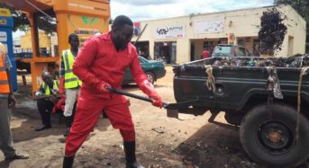 Mchinji Shadow MP  leads businesspersons in a clean-up exercise