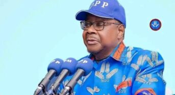 Mutharika Pledges to Resign if Unable To Fulfill Presidential Duties