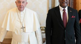 Chakwera meets His Holiness Pope Francis