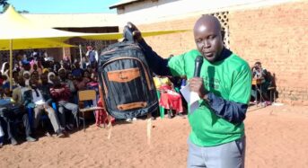 Kafwafwa donates K5 million to PLSCE achievers from Chitundu Zone