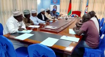 Mutharika meets muslim leaders, vows to restore freedoms and revive economy