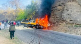 Truck carrying maize catches fire near Thabwa Roadblock in Chikwawa