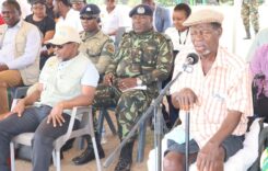 Vice President warns against partisan distribution of relief maize<br>